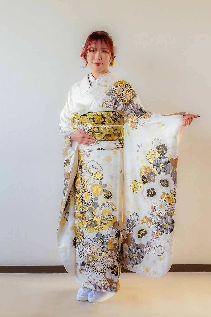 長浜市20歳のつどい振袖_浅井文化ホールご出席08